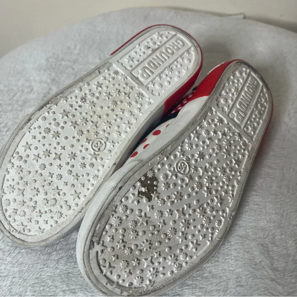 Disney Minnie Mouse‎ Red White Black Canvas Slip On Sneakers Sz 13